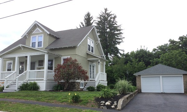 5 Ivernia Road Worcester, MA 01606 - Photo 1 of 30 Gallery Image 1