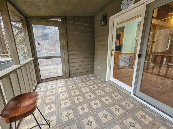 $1,800 | 109 Pine Ridge Road, Ellijay, GA 30536