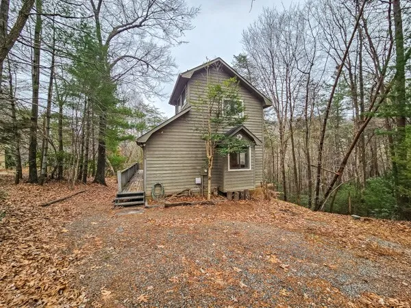 $1,800 | 109 Pine Ridge Road, Ellijay, GA 30536