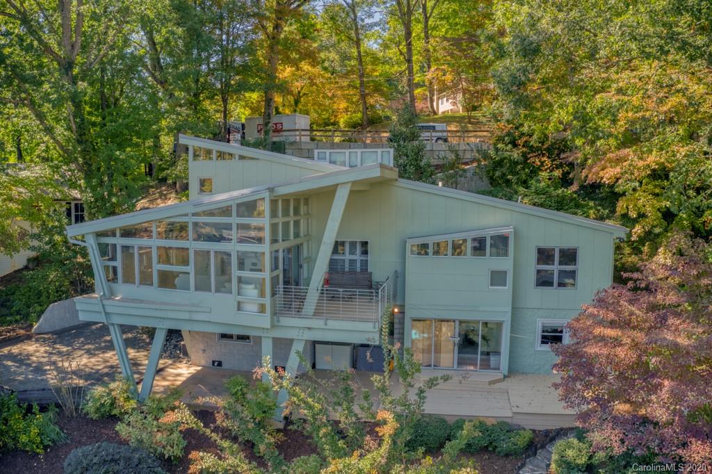 275 Lakeview Road Lake Lure, NC 28746 - Photo 2 of 47 Gallery Image 2