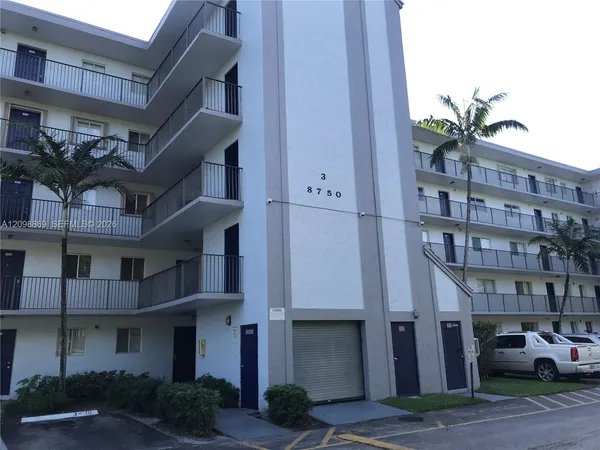 $175,000 | 8750 Sherman Circle North, Unit 206, Miramar, FL 33025