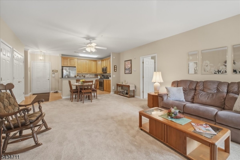 104 Ridgeview Lane Mount Arlington, NJ 07856 - Photo 12 of 40