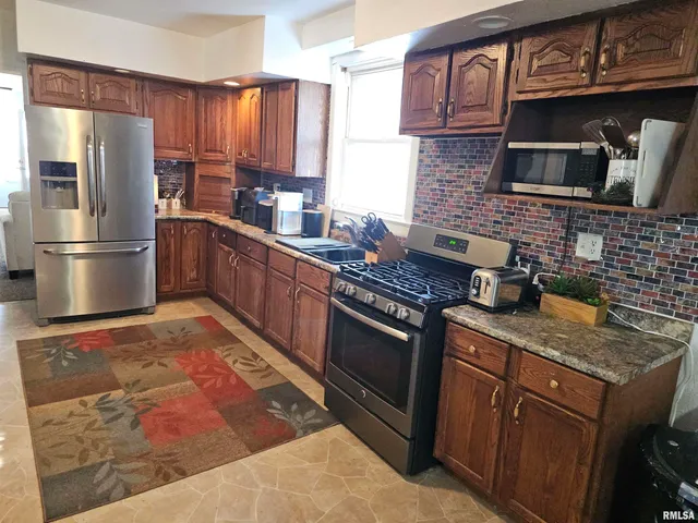 $69,900 | 2115 North Bourland Avenue, Peoria, IL 61604