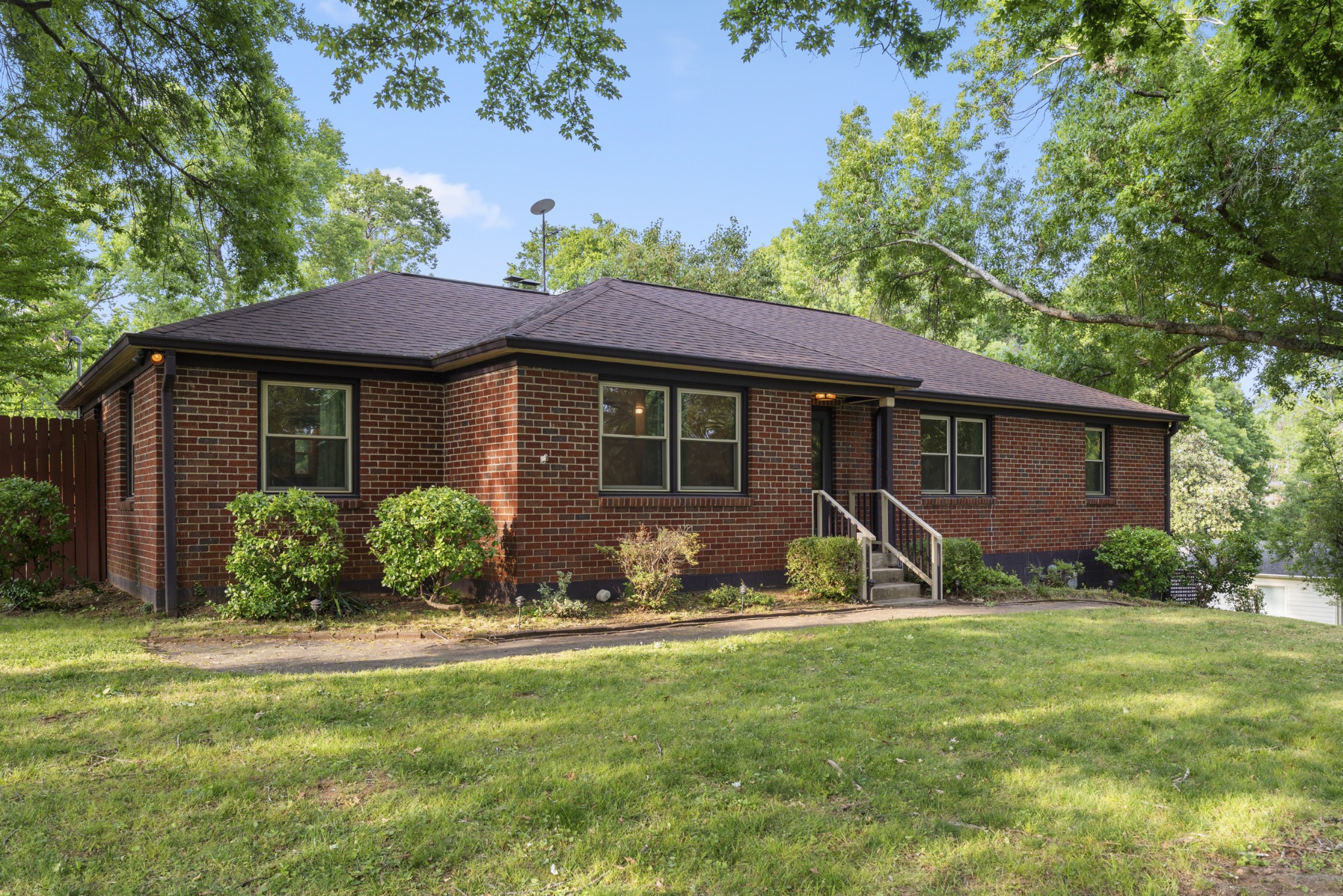 801 Vantrease Road Madison, TN 37115 - Photo 1 of 35