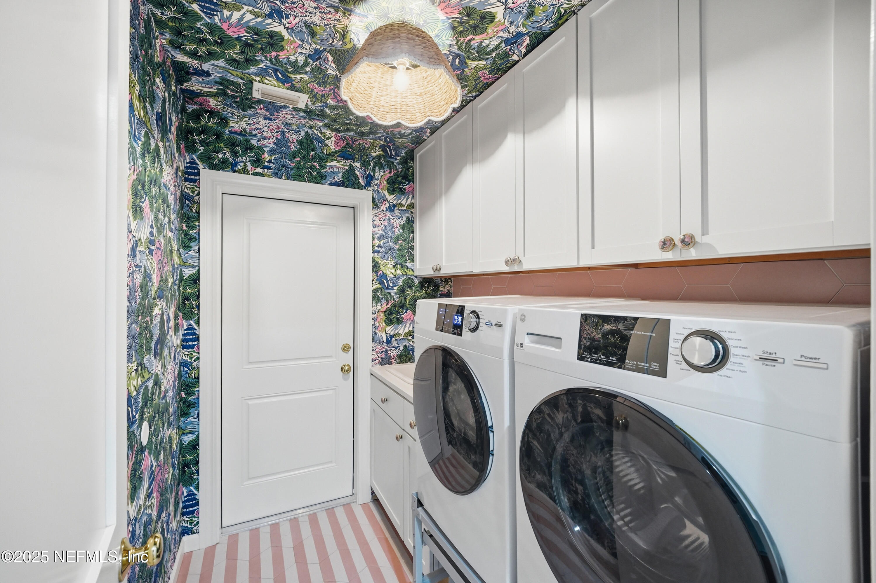 1202 Salt Creek Pointe Way Ponte Vedra Beach, FL 32082 - Photo 36 of 77 Laundry Room