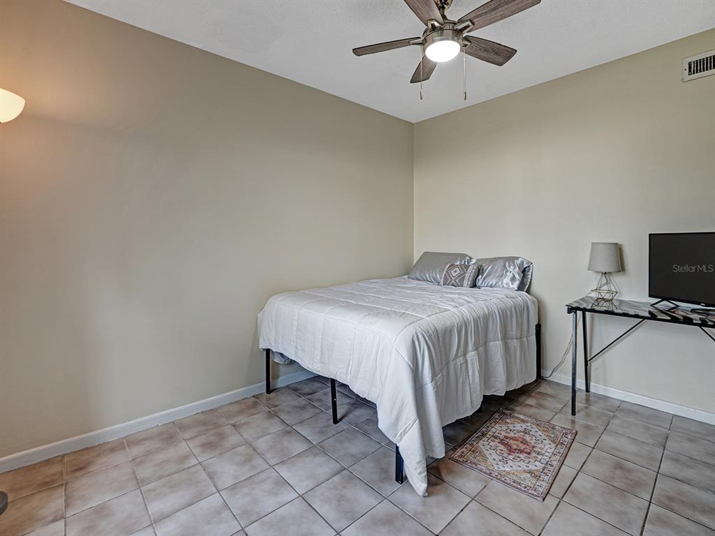 625 North Keene Road, Unit B Clearwater, FL 33755 - Photo 19 of 22