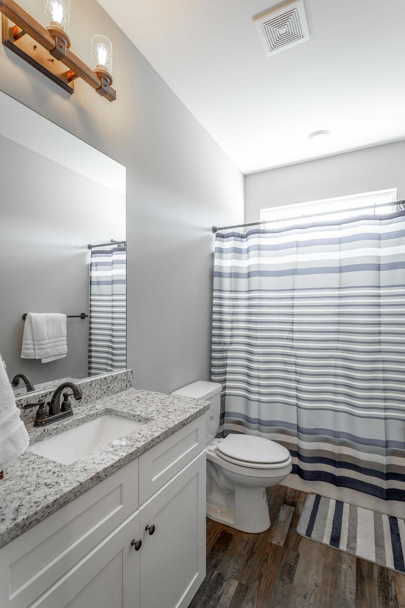 82 Senduro Pass Rock Spring, GA 30739 - Photo 23 of 31 Guest bathroom