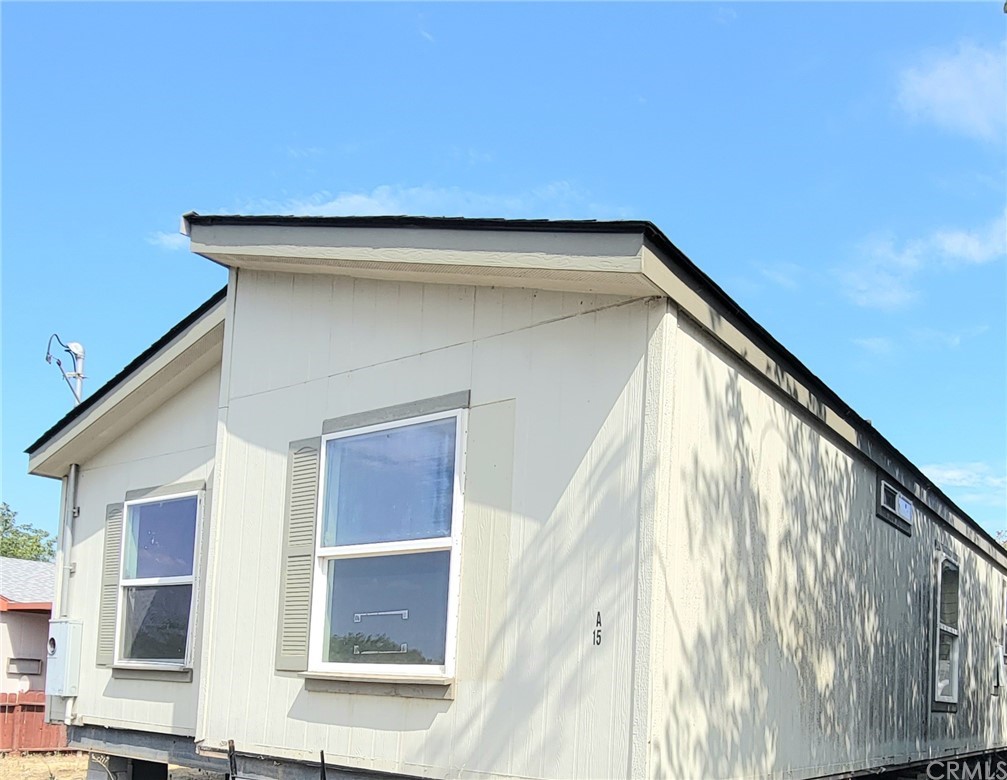 2920 Clark Rd Unit#A-15 Remodeled 3/2 Manufactured Home  built in 2007. Numerous Upgrades.