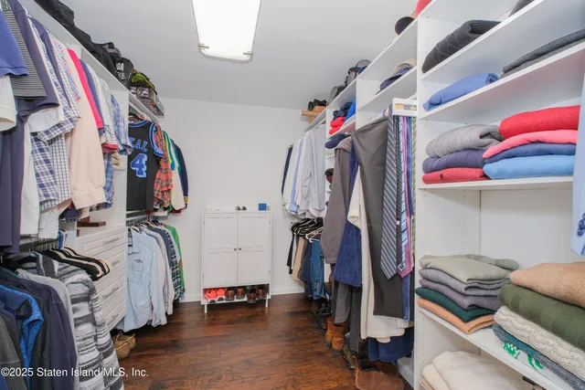 $1,800,000 | 5 Haywood Street | Tottenville