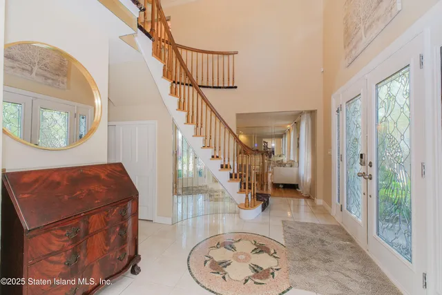 $1,800,000 | 5 Haywood Street | Tottenville