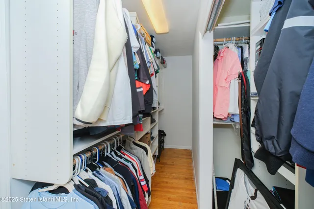 $1,800,000 | 5 Haywood Street | Tottenville