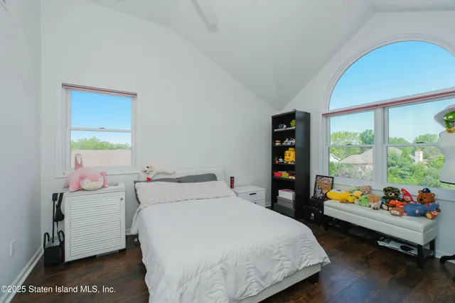 $1,800,000 | 5 Haywood Street | Tottenville