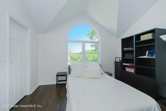 $1,800,000 | 5 Haywood Street | Tottenville