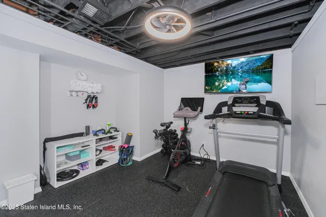 $1,800,000 | 5 Haywood Street | Tottenville