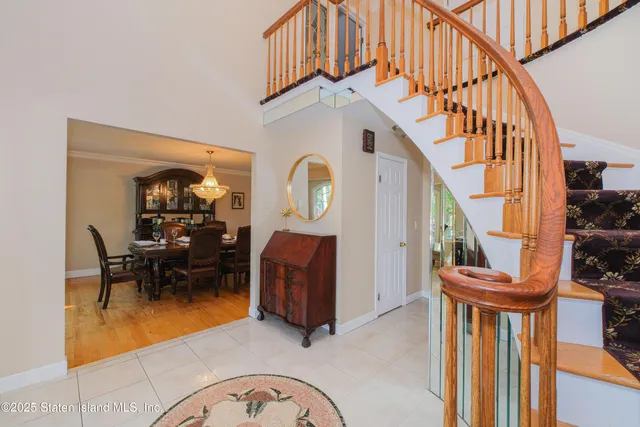 $1,800,000 | 5 Haywood Street | Tottenville