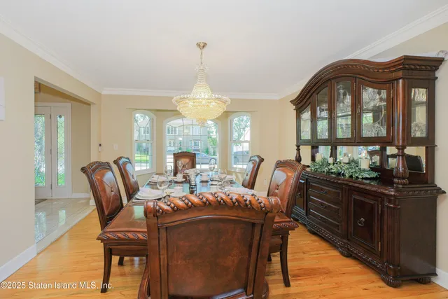$1,800,000 | 5 Haywood Street | Tottenville