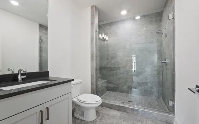 $6,000 | 3667 Peachtree Road Northeast, Unit 19, Atlanta, GA 30319