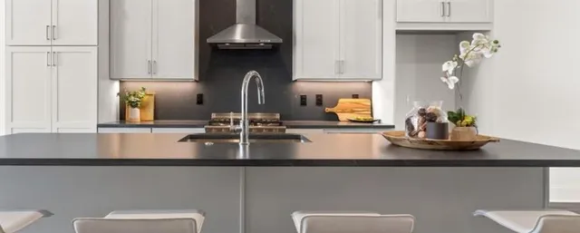 $6,000 | 3667 Peachtree Road Northeast, Unit 19, Atlanta, GA 30319