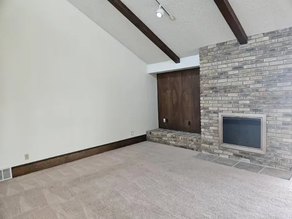 $2,300 | 3921 Whiterock Trail, Garland, TX 75043