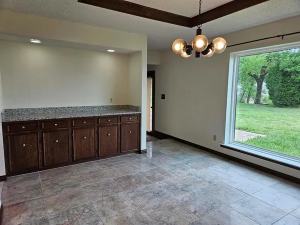 $2,300 | 3921 Whiterock Trail, Garland, TX 75043
