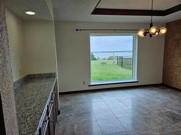 $2,300 | 3921 Whiterock Trail, Garland, TX 75043