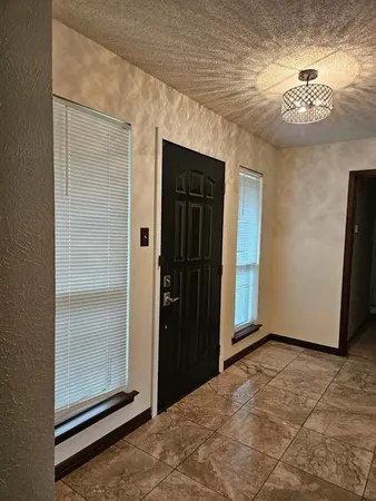 $2,300 | 3921 Whiterock Trail, Garland, TX 75043