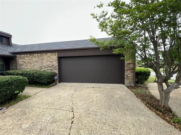 $2,300 | 3921 Whiterock Trail, Garland, TX 75043