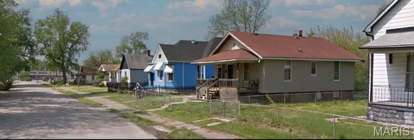 $19,900 | 637 North 27th Street, East St. Louis, IL 62205