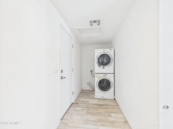 $465,000 | 945 North Central Drive, Chandler, AZ 85224