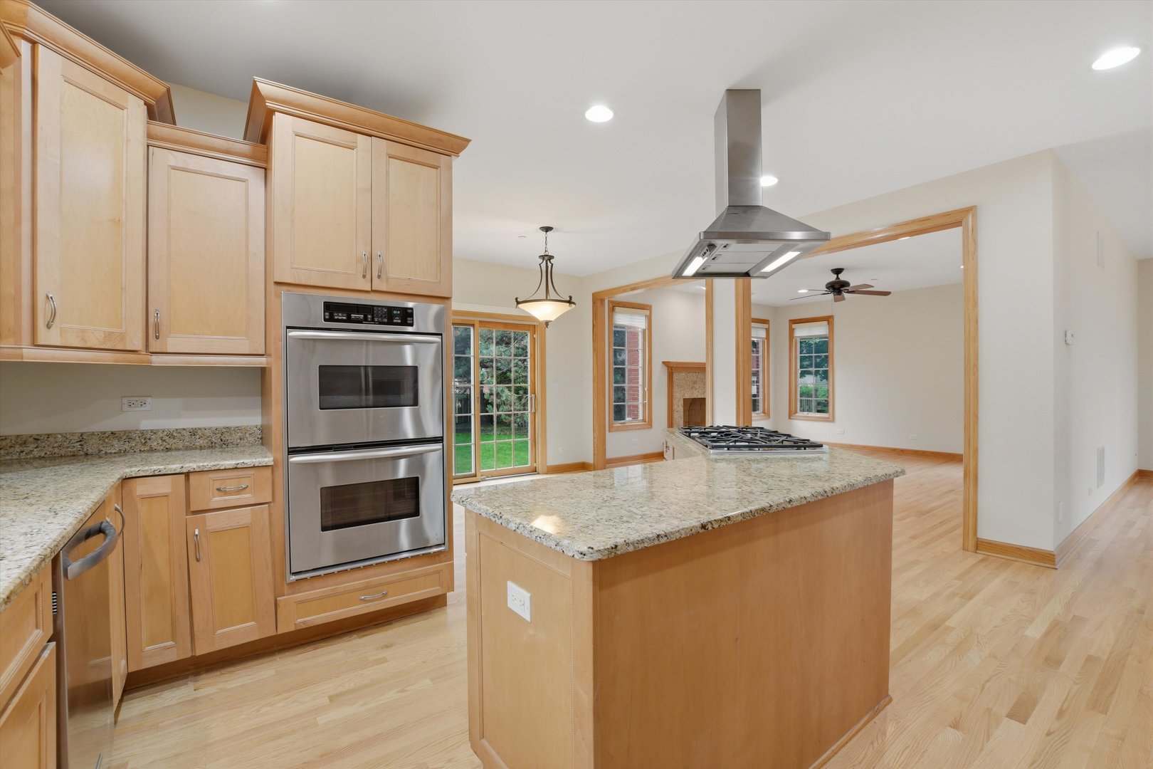 1825 South Fairview Avenue Park Ridge, IL 60068 - Photo 9 of 40