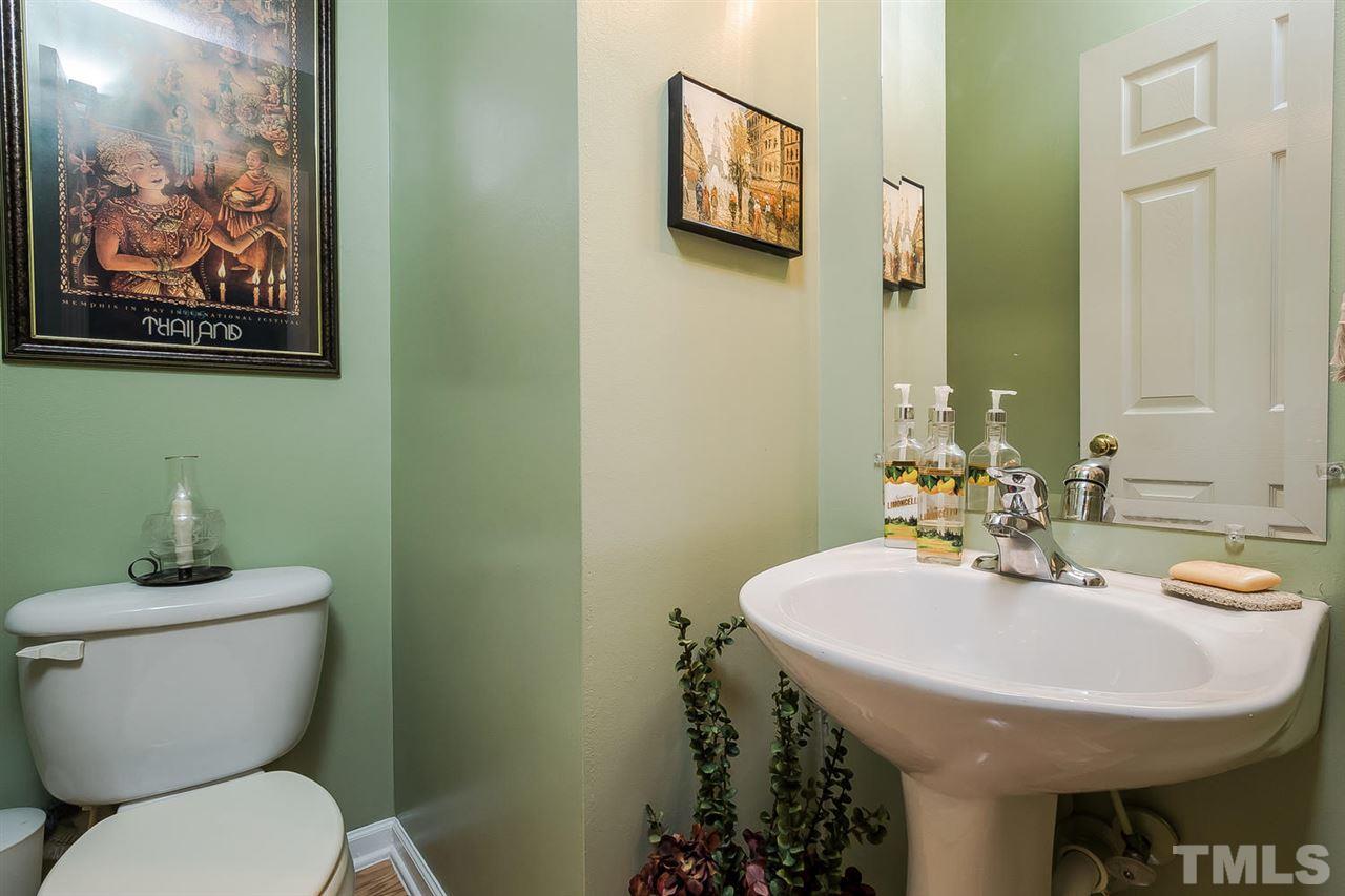 3120 Settle In Lane Raleigh, NC 27614 - Photo 15 of 25 Gallery Image 15