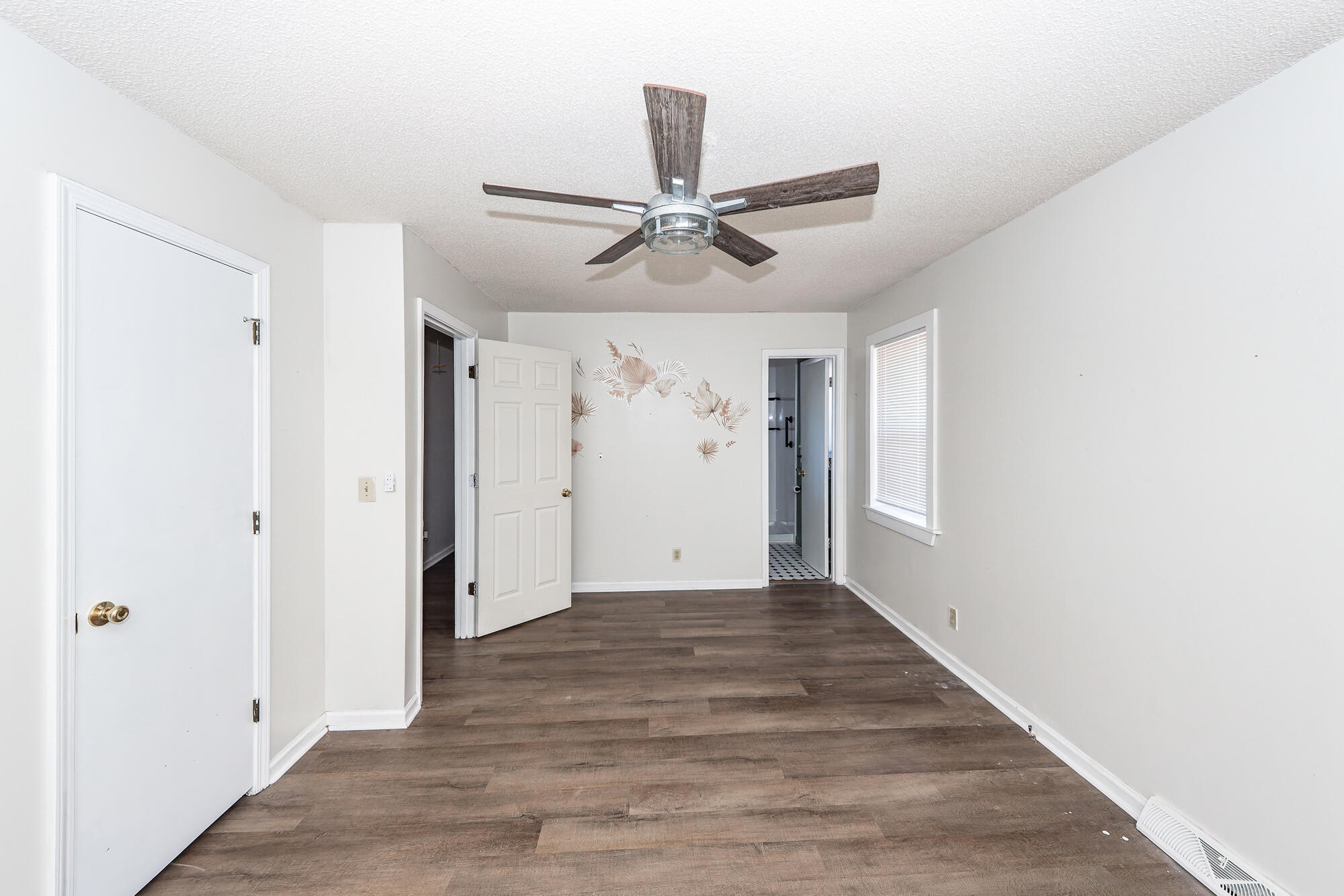 444 Academy Road Walterboro, SC 29488 - Photo 15 of 21 Primary bedroom