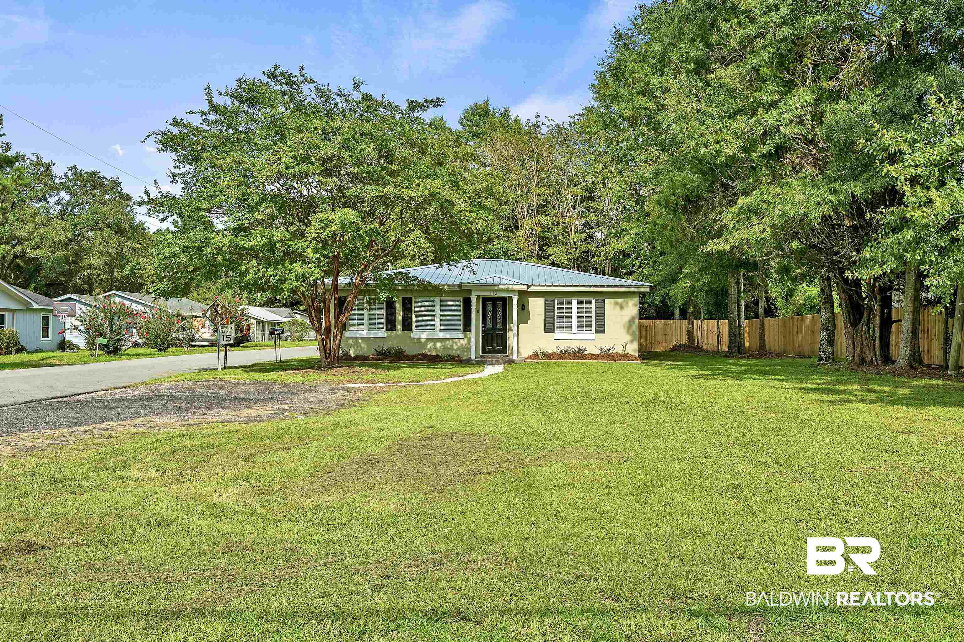 112 Neighbors Lane Bay Minette, AL 36507 - Photo 2 of 19