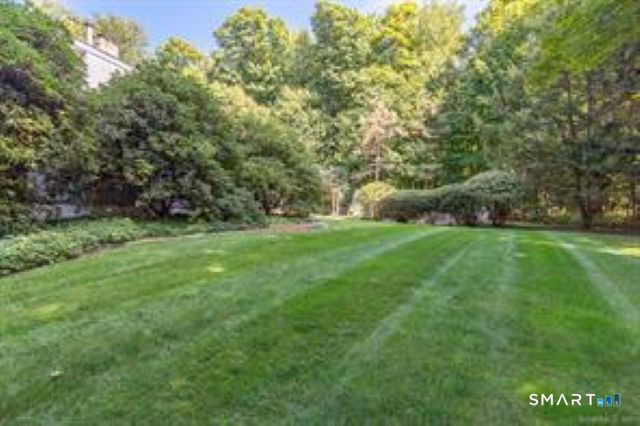 29 Pease Road Woodbridge, CT 06525 - Photo 10 of 19