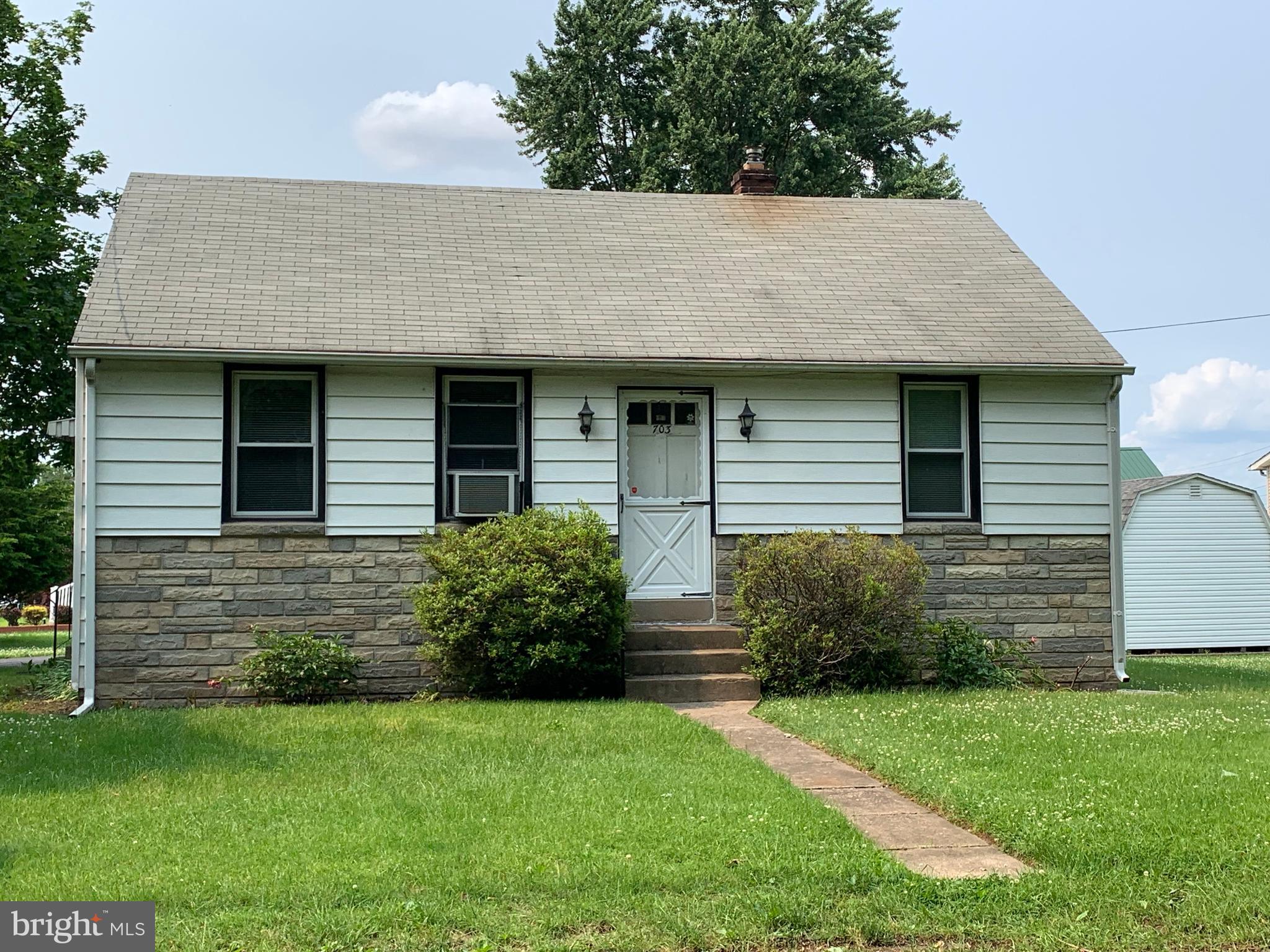 703 River Road Croydon, PA 19021 - Photo 1 of 12 Gallery Image 1