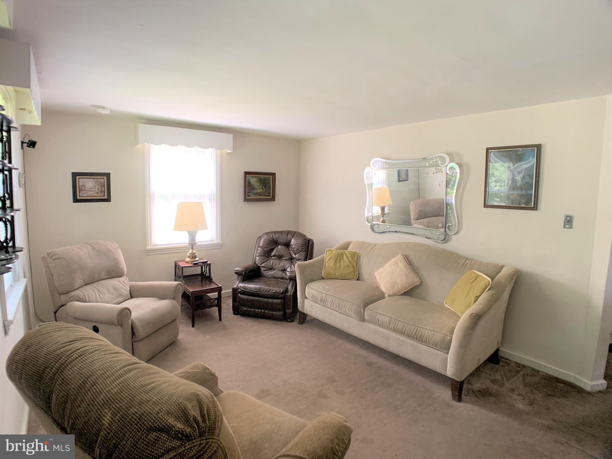 703 River Road Croydon, PA 19021 - Photo 6 of 12 Gallery Image 6