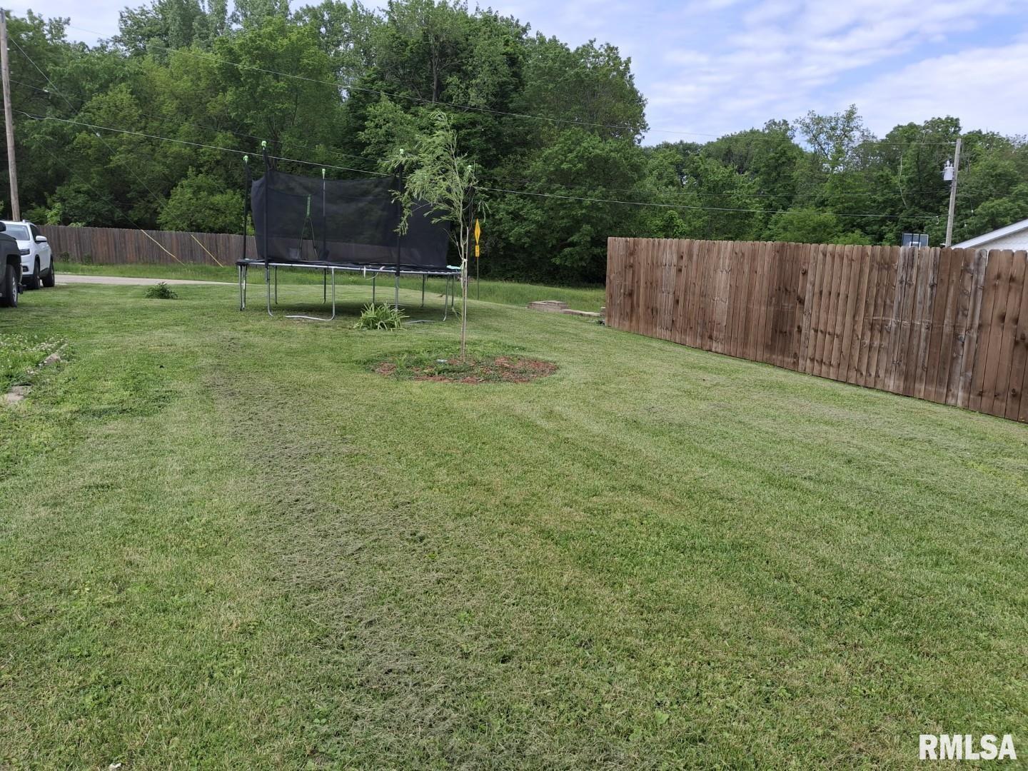 476 West Myrtle Street Canton, IL 61520 - Photo 33 of 33