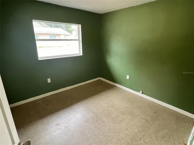 $600 | 402 Terry Street, Wildwood, FL 34785