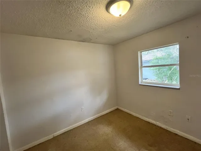 $600 | 402 Terry Street, Wildwood, FL 34785