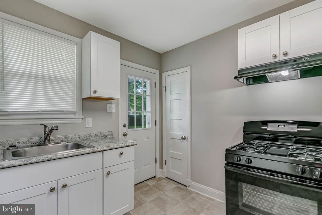 4515 Maple Road Morningside, MD 20746 - Photo 7 of 32