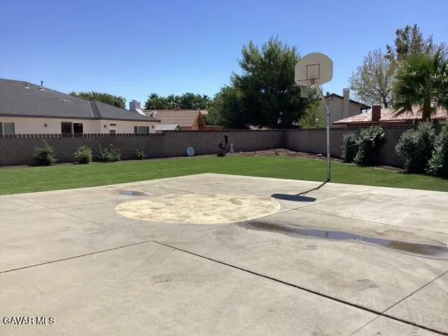 $3,095 | 540 Fairway Drive, Palmdale, CA 93551