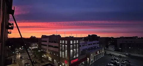 $399,900 | 1601 West School Street, Unit 401, Chicago, IL 60657