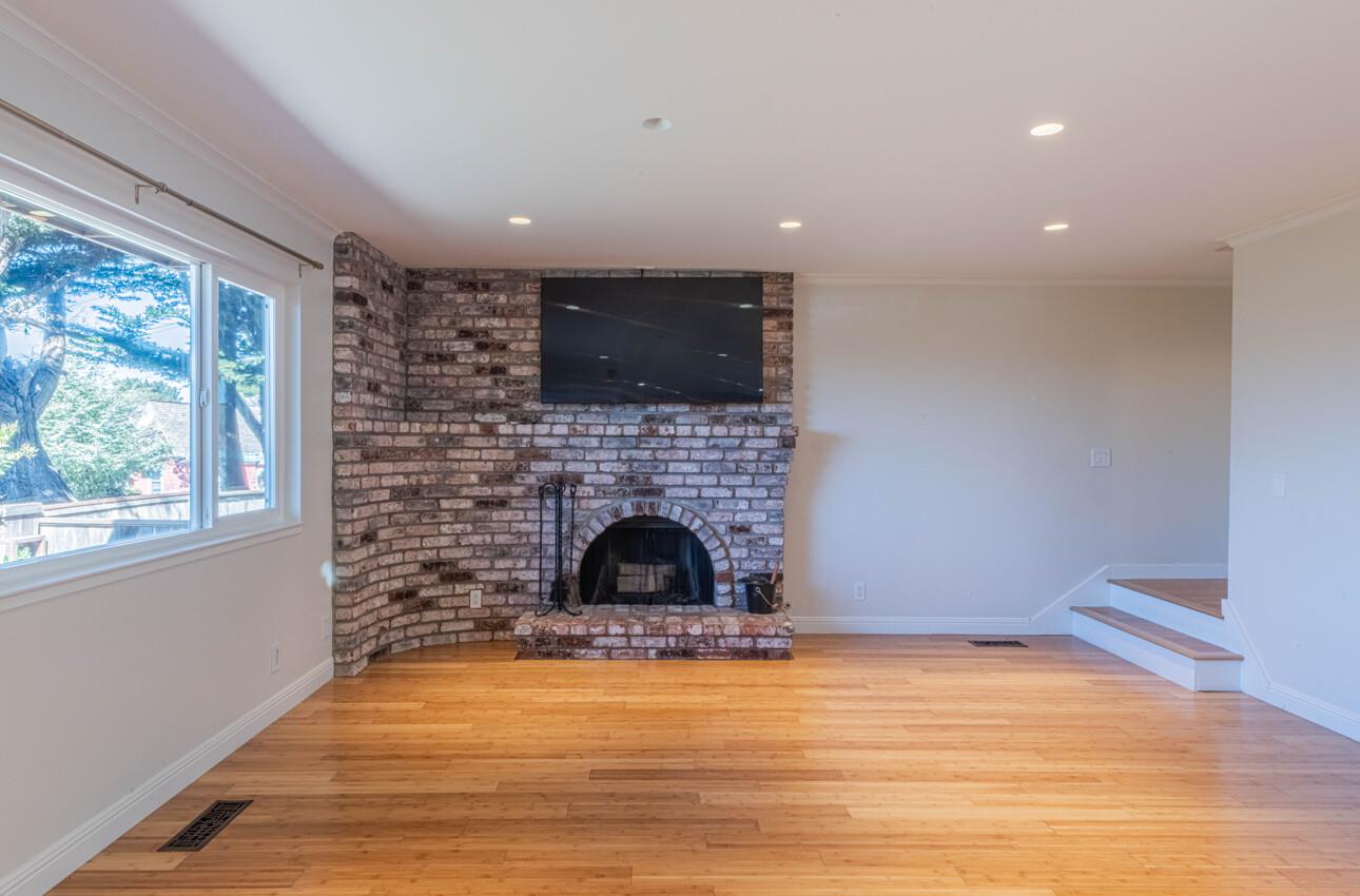 2121 David Avenue Monterey, CA 93940 - Photo 9 of 36