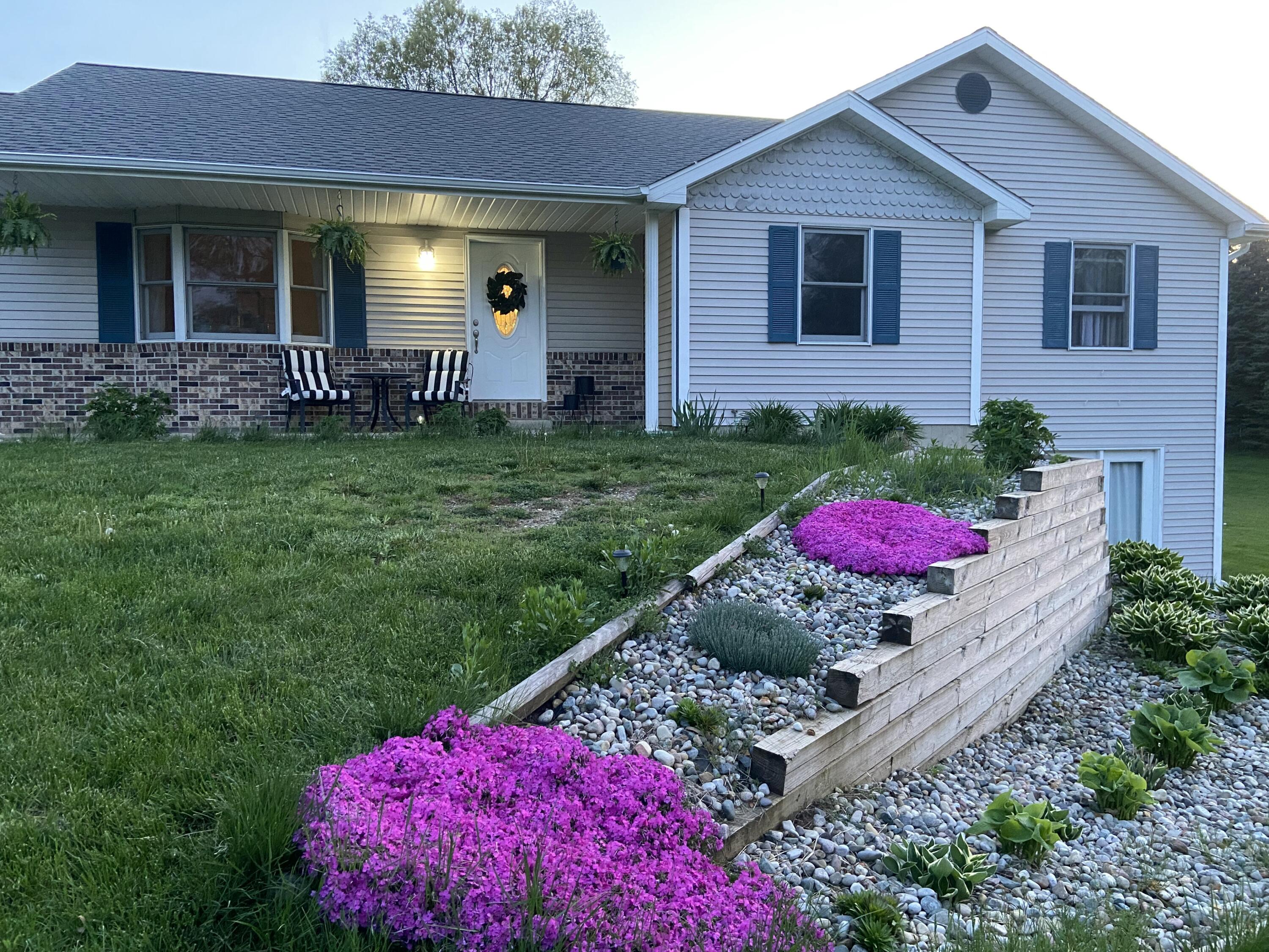 134 Doster Road Plainwell, MI 49080 - Photo 2 of 31 IMG_8773