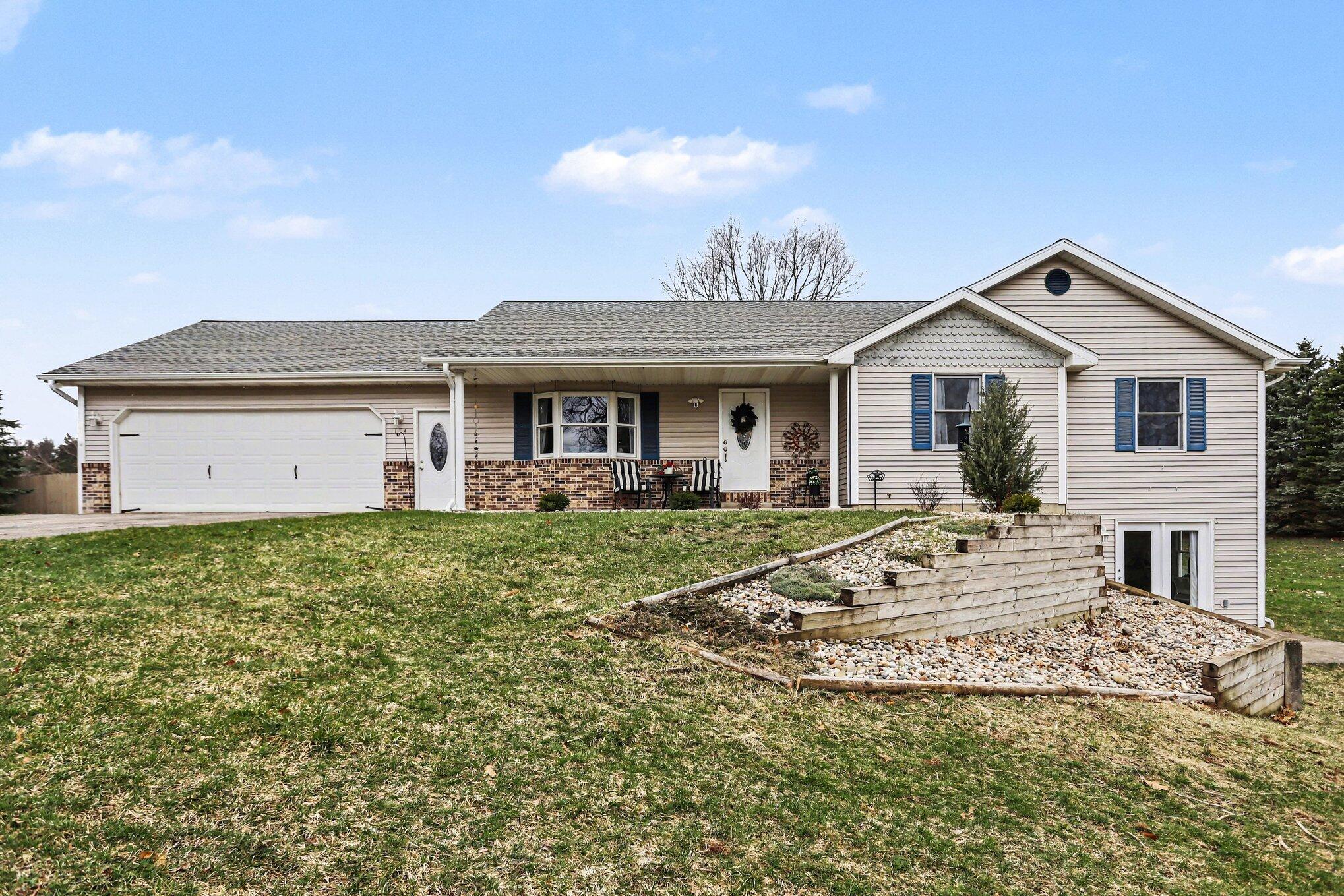 134 Doster Road Plainwell, MI 49080 - Photo 22 of 31 002_file_9888