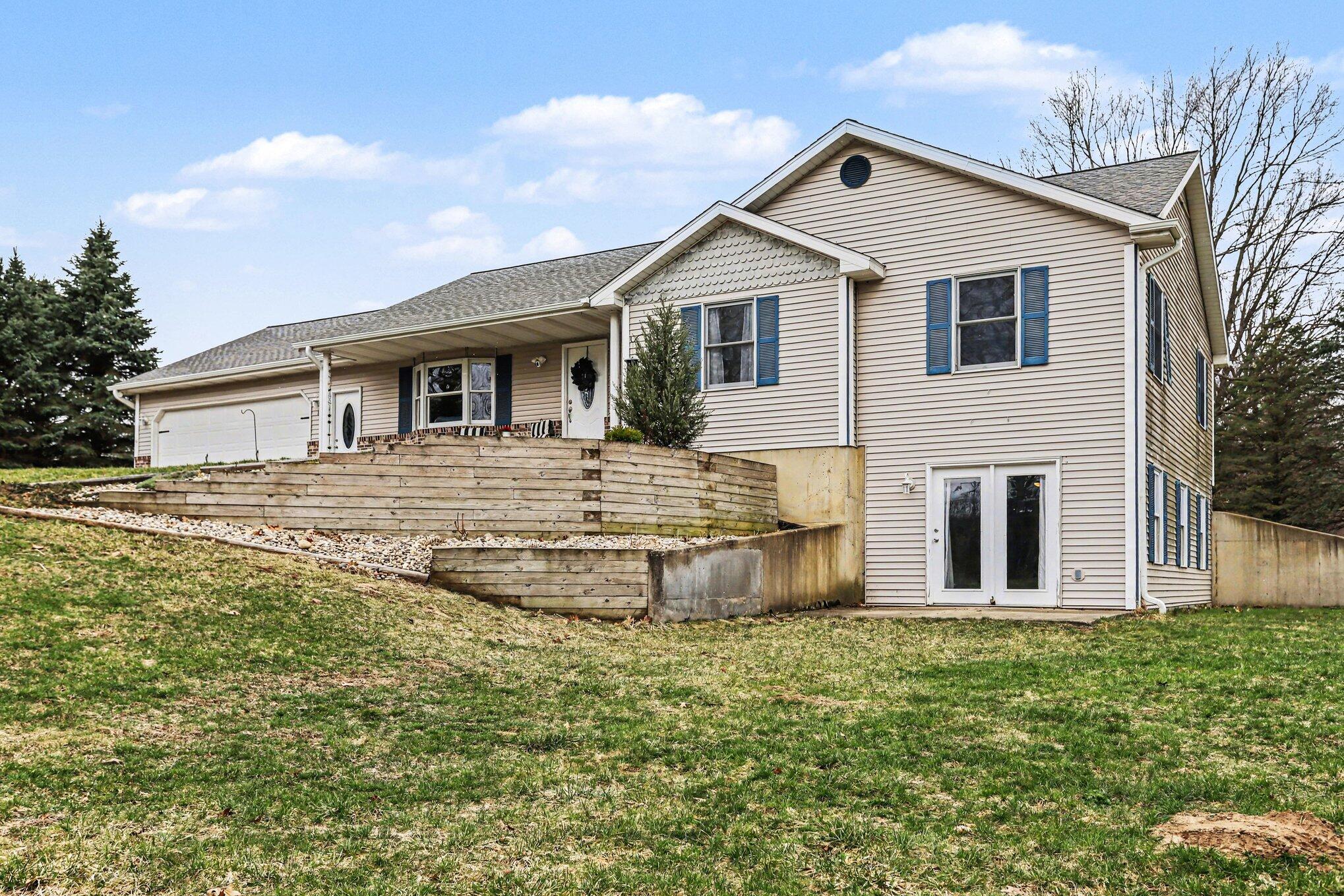 134 Doster Road Plainwell, MI 49080 - Photo 23 of 31 003_file_6072