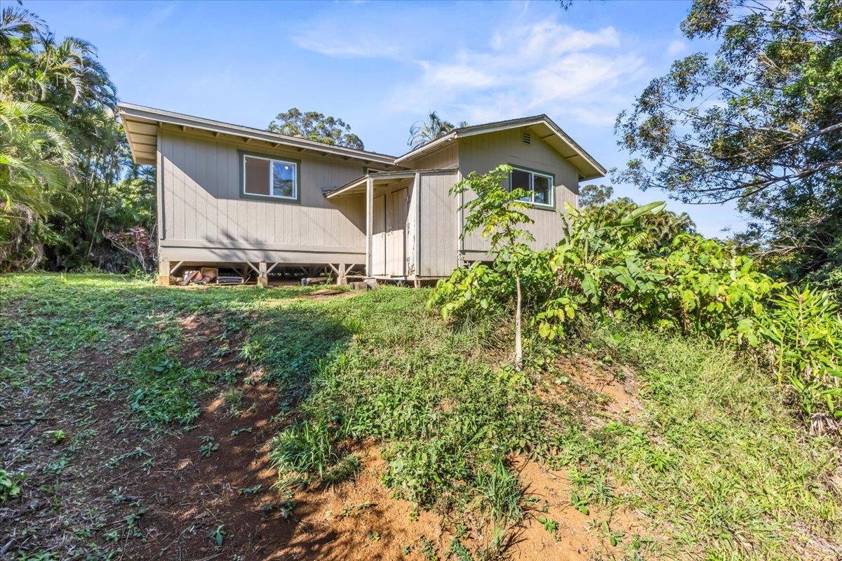 82 Mamao Place Haiku, HI 96708 - Photo 17 of 20