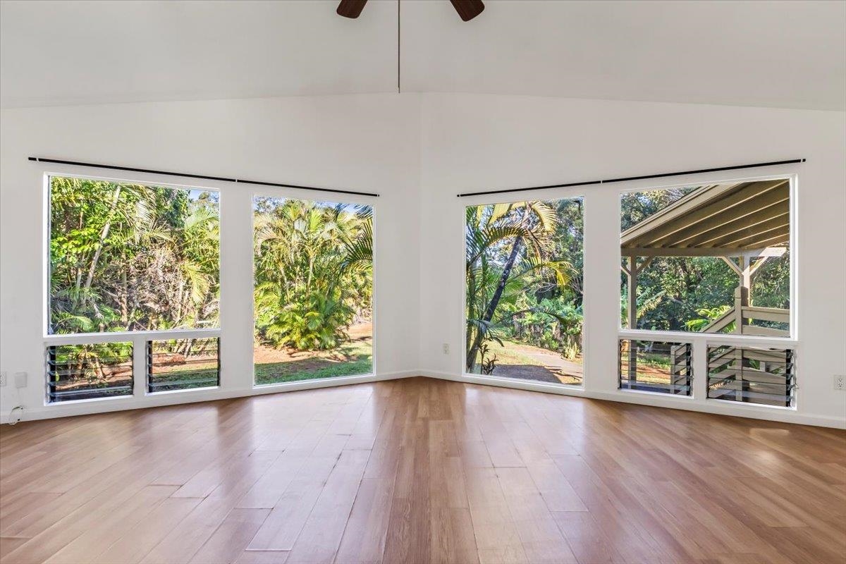 82 Mamao Place Haiku, HI 96708 - Photo 3 of 20