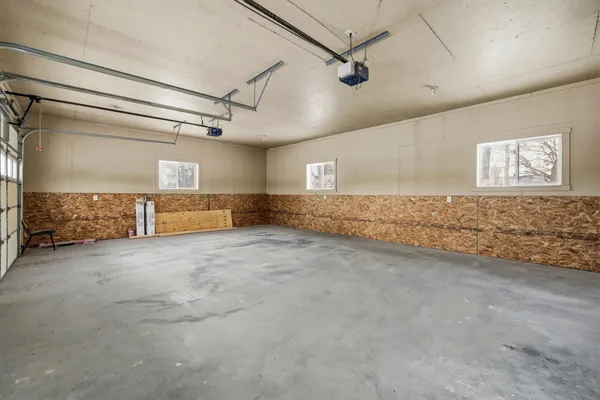 $250,000 | 610 6th Street, Hope, ND 58064