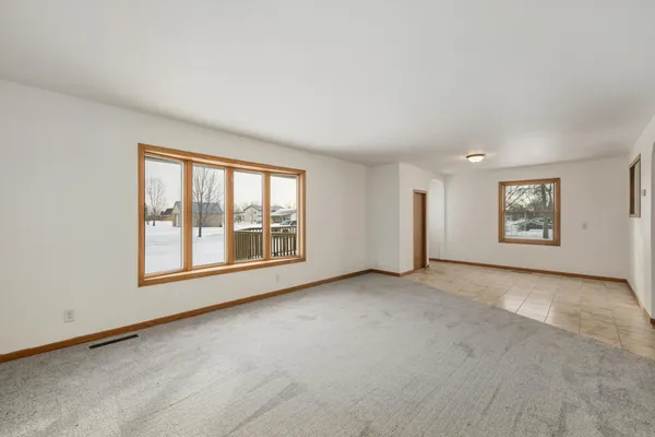 $250,000 | 610 6th Street, Hope, ND 58064